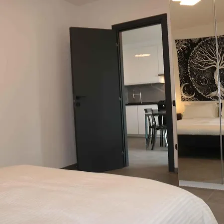 아파트 In Lazise/gardasee 26518