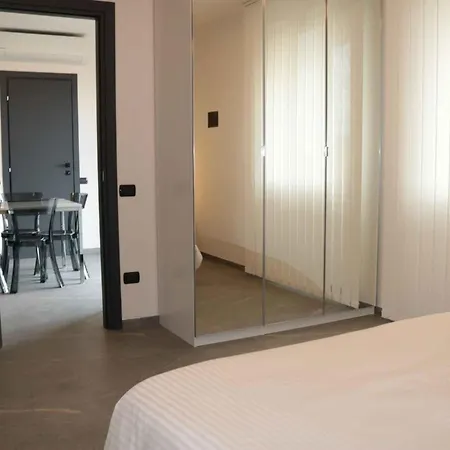 In Lazise/gardasee 26518 라찌제