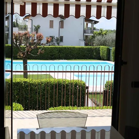 In Lazise/gardasee 26518